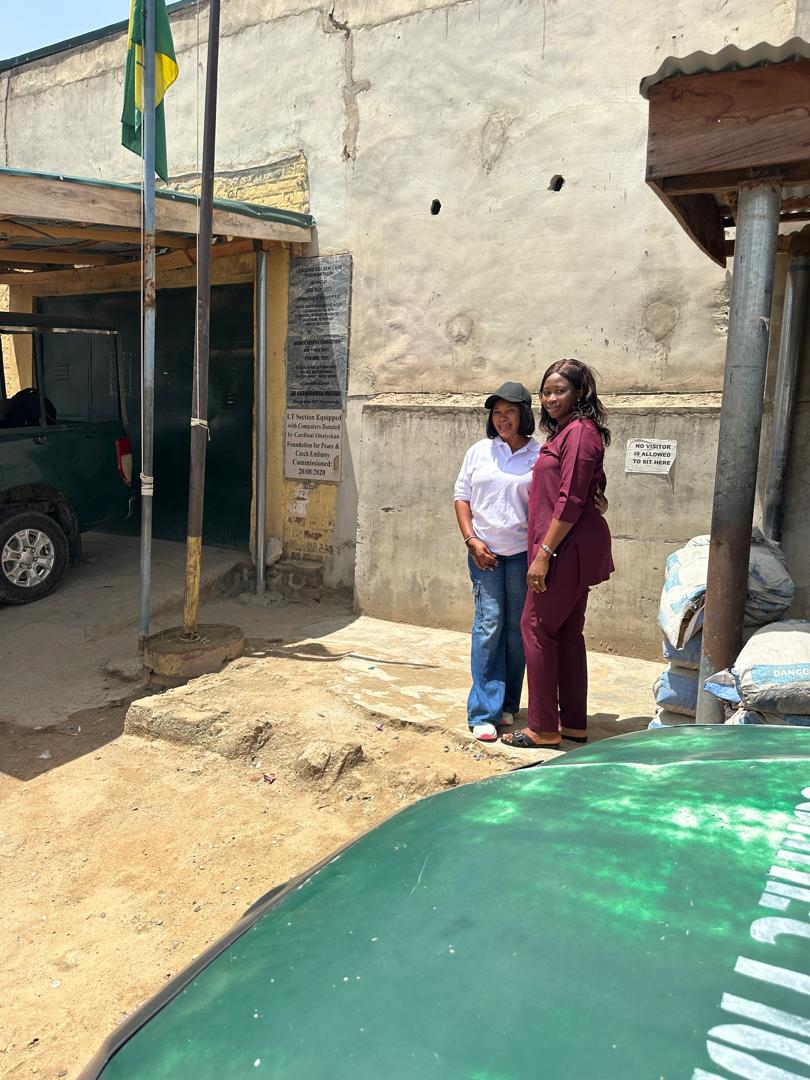 ASF team visiting a community distribution location